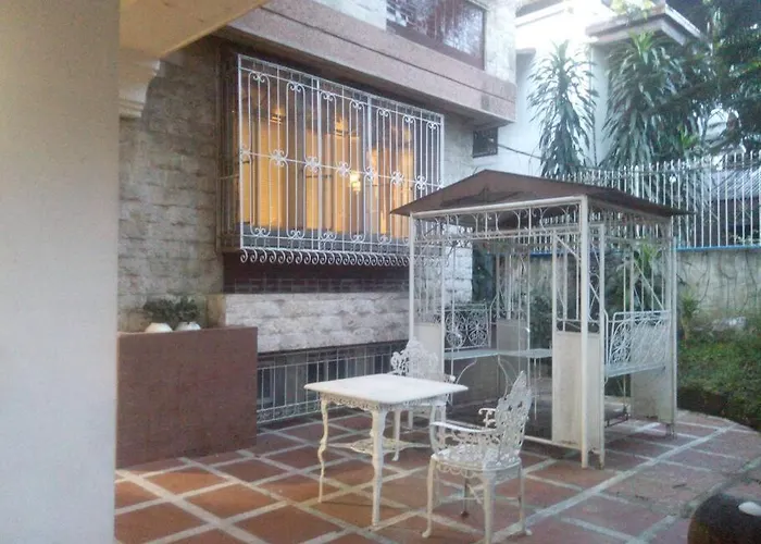 Big House In Quezon Manila