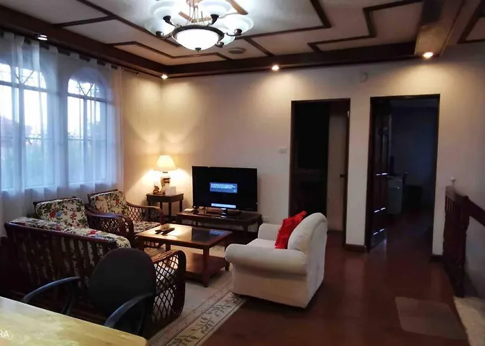Big House In Quezon Manila