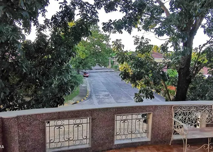 Big House In Quezon *
