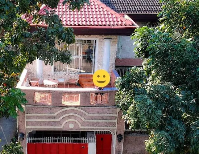 Big House In Quezon Holiday home
